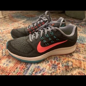 Women’s Nike Zoom Structure